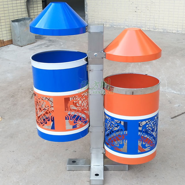 民族風(fēng)情戶(hù)外鋼制分類(lèi)垃圾桶-戶(hù)外垃圾桶定制廠(chǎng)家