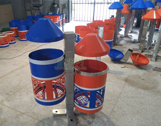 民族風(fēng)情戶(hù)外鋼制分類(lèi)垃圾桶-戶(hù)外垃圾桶定制廠(chǎng)家