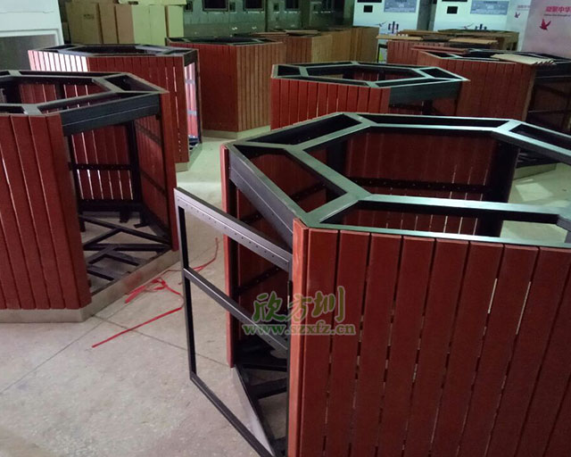 ?？诨疖囌菊九_花盆垃圾桶生產(chǎn)工藝